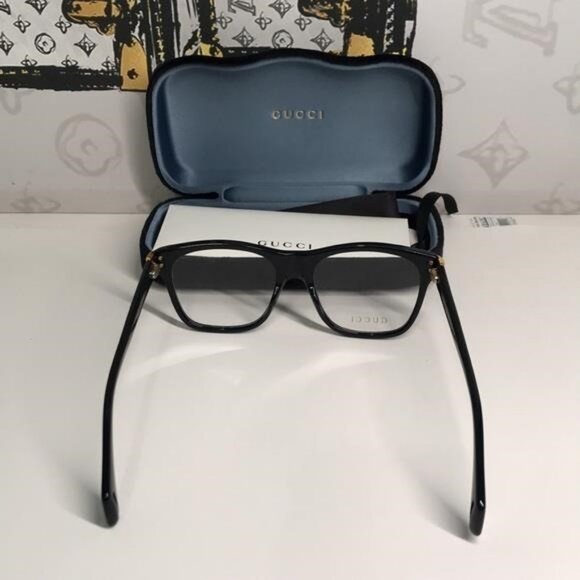 Gucci Black Oversized Square Sunglasses GG0526o 001 - Picture 10 of 12